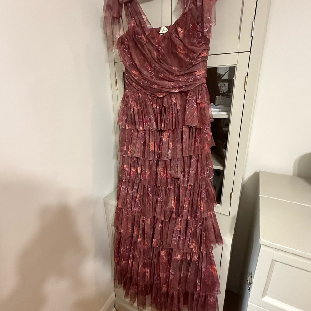 Elegant Floral Tiered Dress